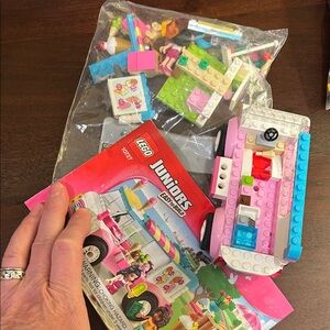 LEGO 10727 Juniors Pink and White Ice Cream Van